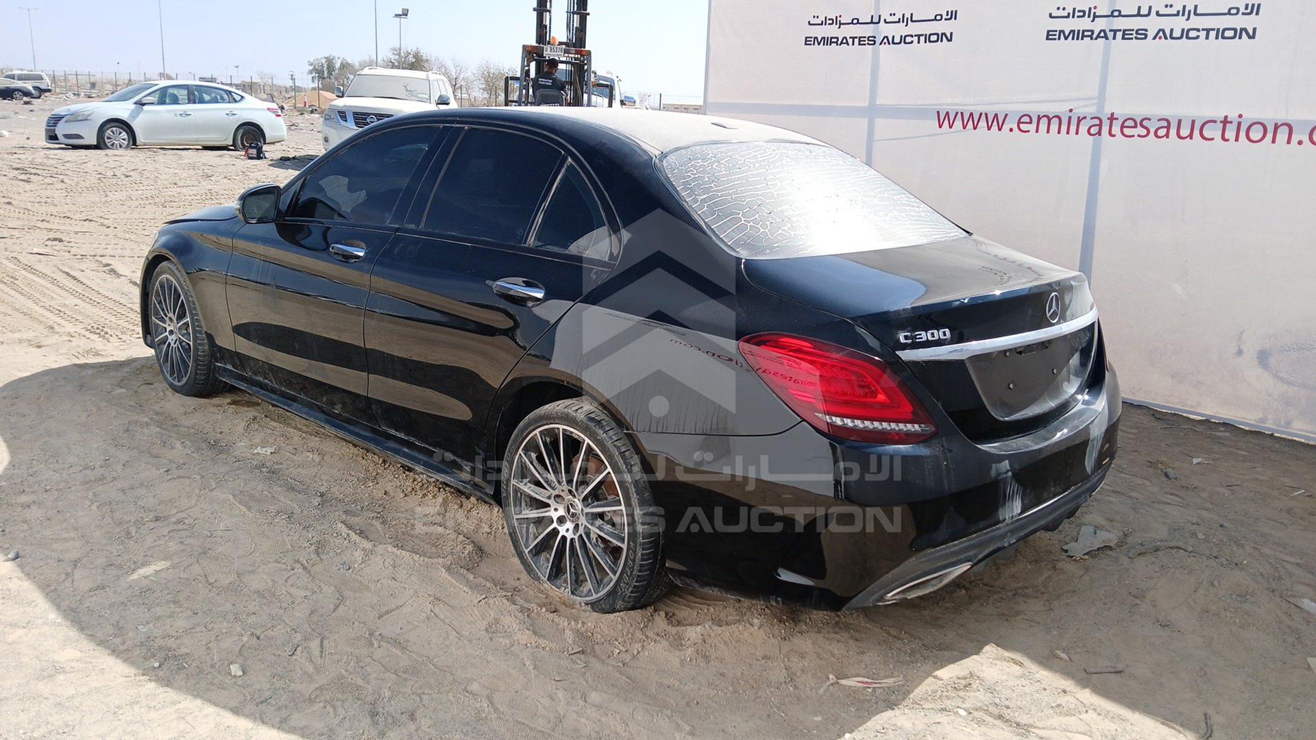 2019 MERCEDES C 300 VIN: 55SWF8DB6KU298088