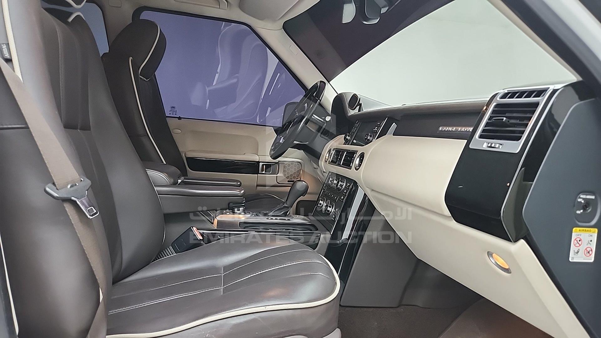 2011 RANGE ROVER --- VIN: SALLMAME4BA335303