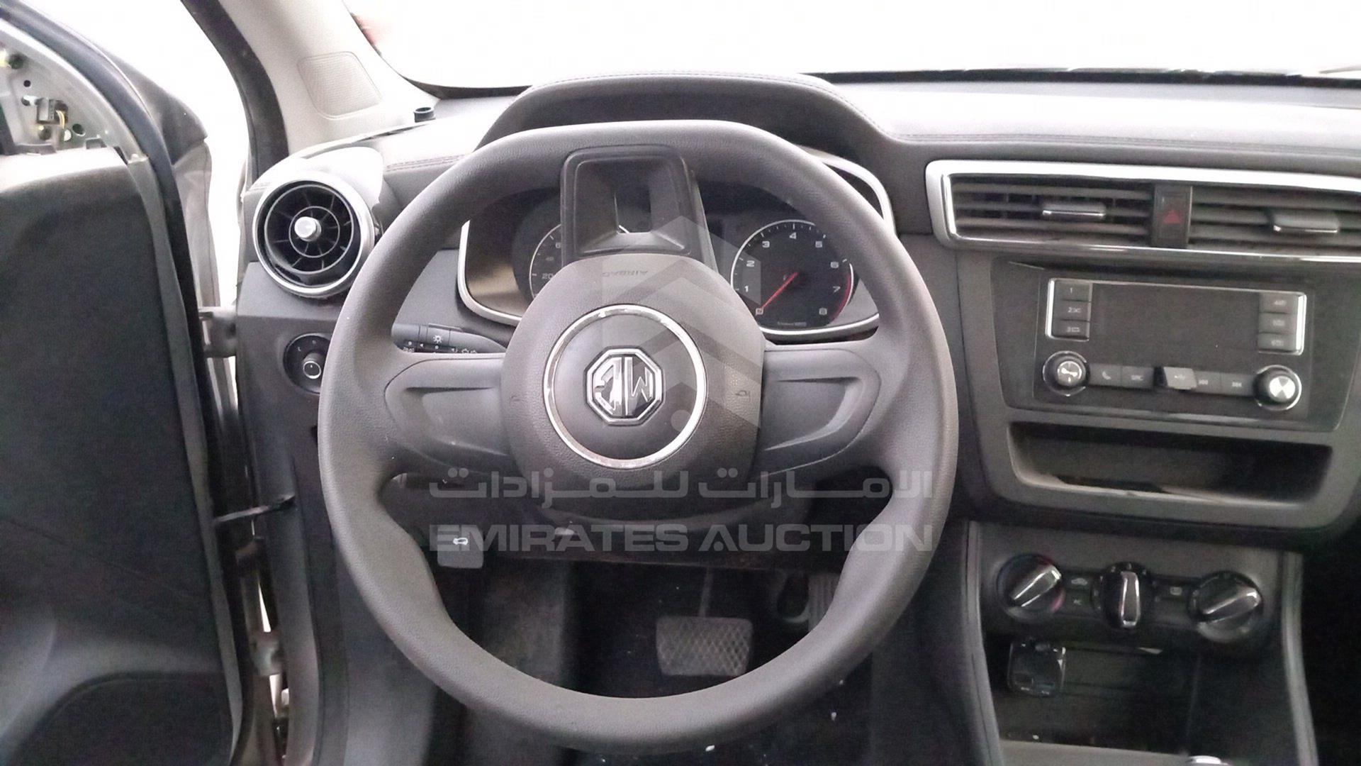 2020 MG ZS VIN: LSJW74U39LZ013894