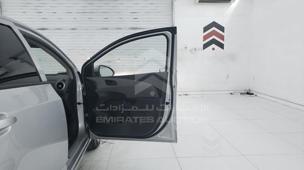 Chevrolet Aveo 2018 KL1JD5CE2JB003069 Image 19