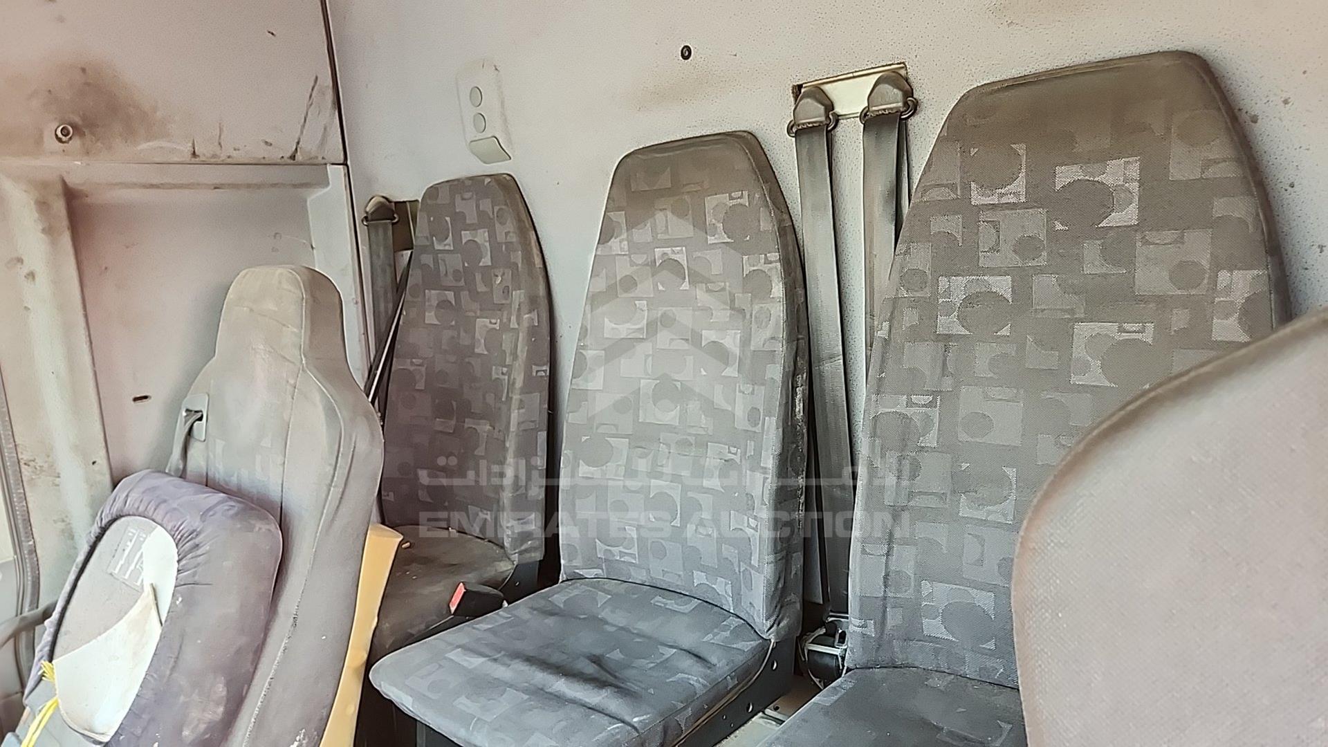 2008 MERCEDES ACTROS VIN: WDAKHCAA88L307911