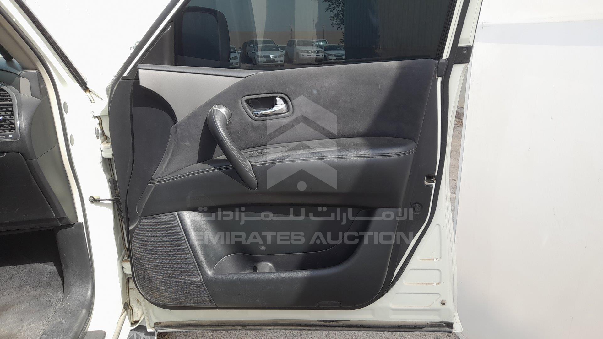 JN8AY2NY0E9073481 - 2014 Nissan Patrol - #342819