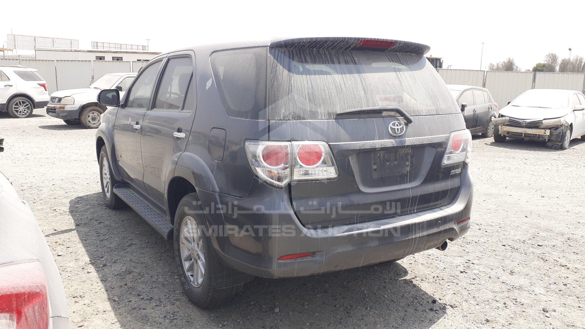 MHFYX59G0D8046614 - 2013 Toyota Fortuner - #359324
