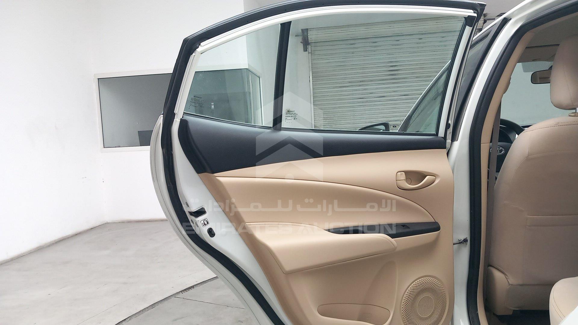 2019 TOYOTA YARIS VIN: MHFB29F3XK2049503