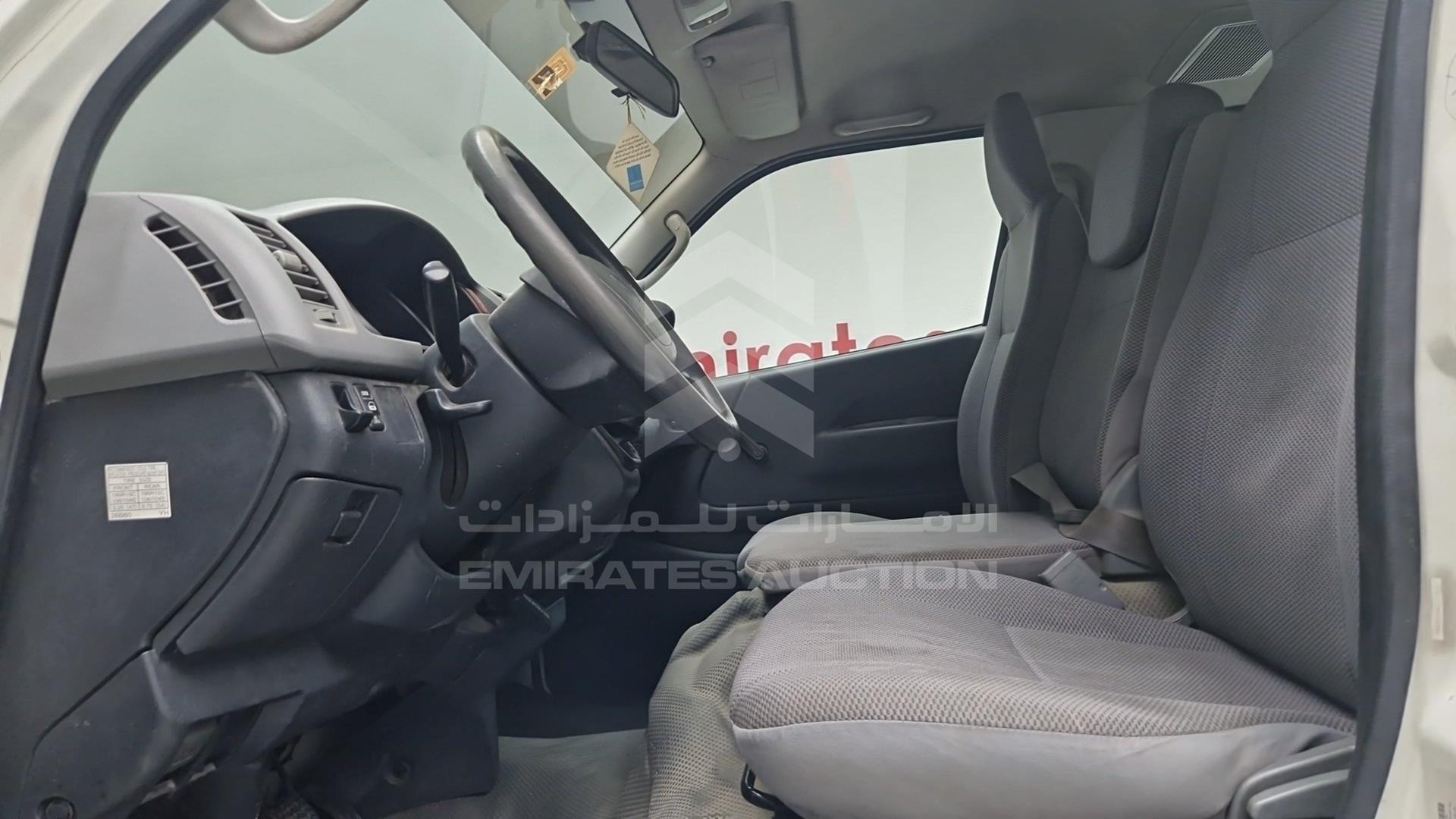 2008 TOYOTA HIACE VIN: JTGJX02P283001044