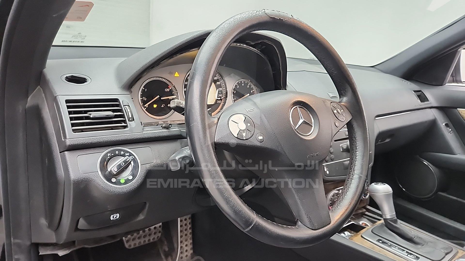 2008 MERCEDES C 280 VIN: WDDGF54X38F121279