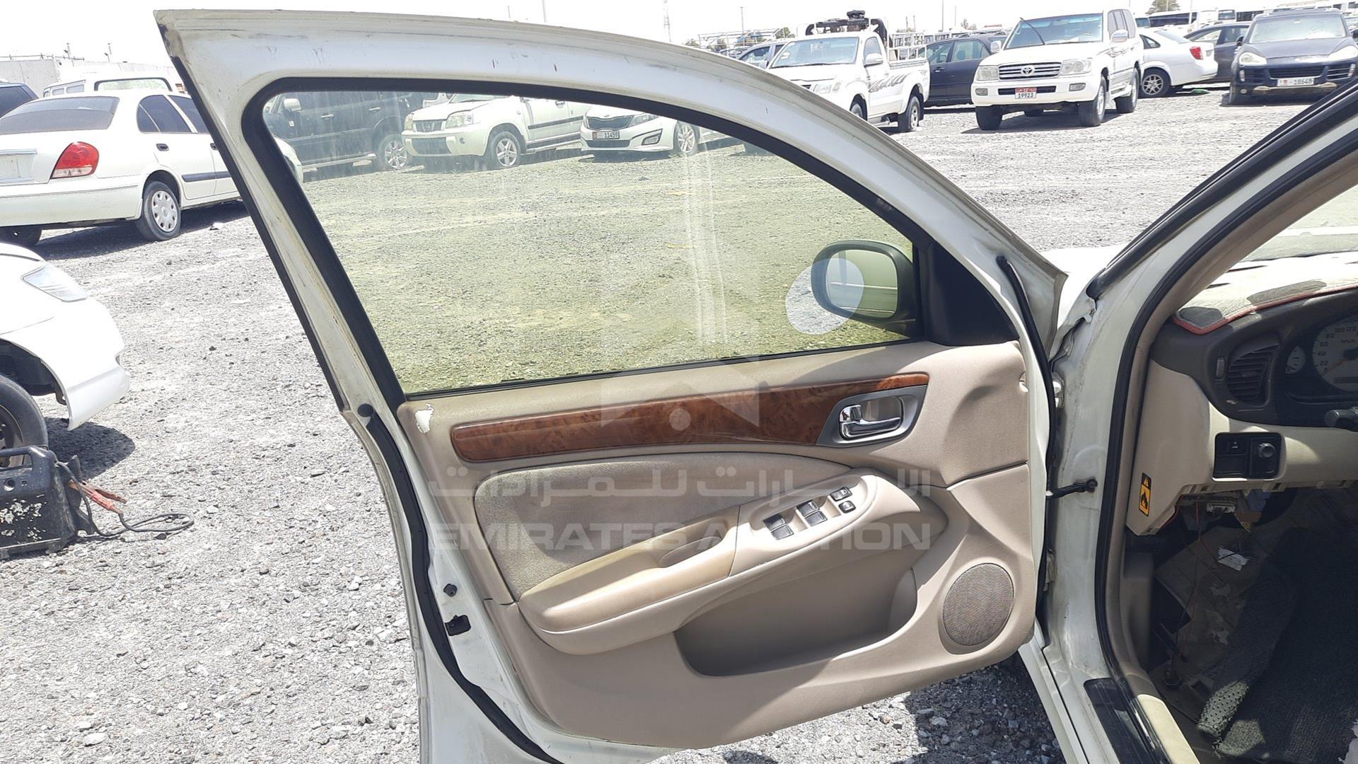 2002 NISSAN SUNNY VIN: JN1BN61D62W001171