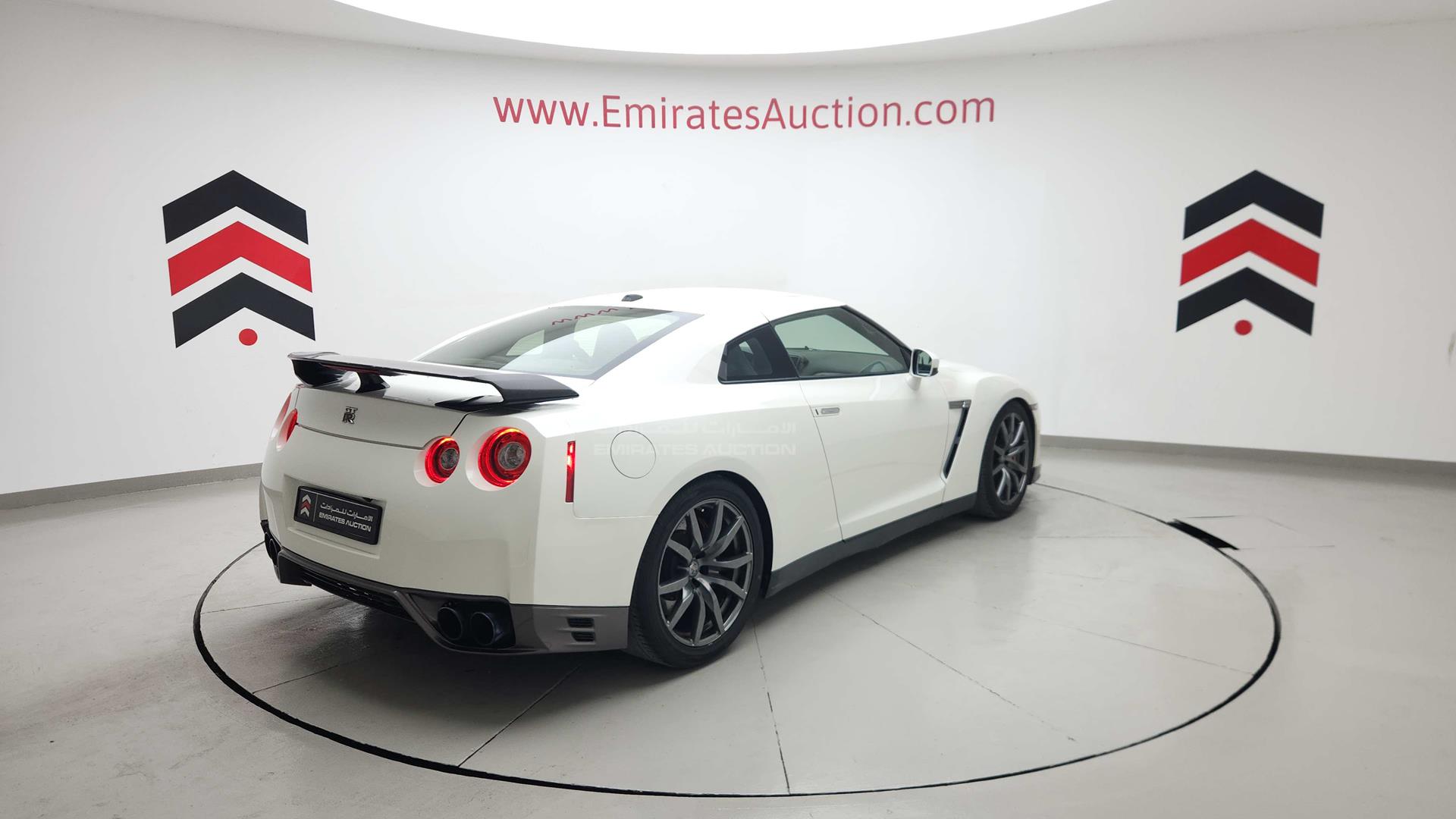 2013 NISSAN GTR VIN: JN1AR5EF6DM660016