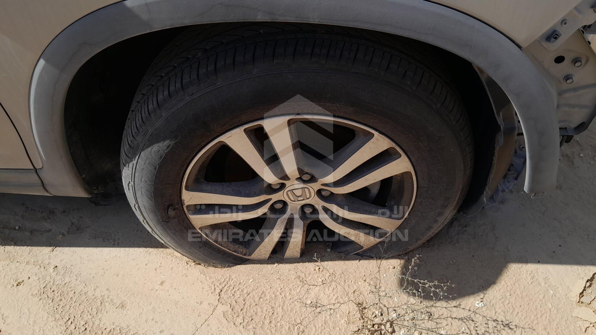 2016 HONDA PILOT VIN: 5FNYF5823GB701129