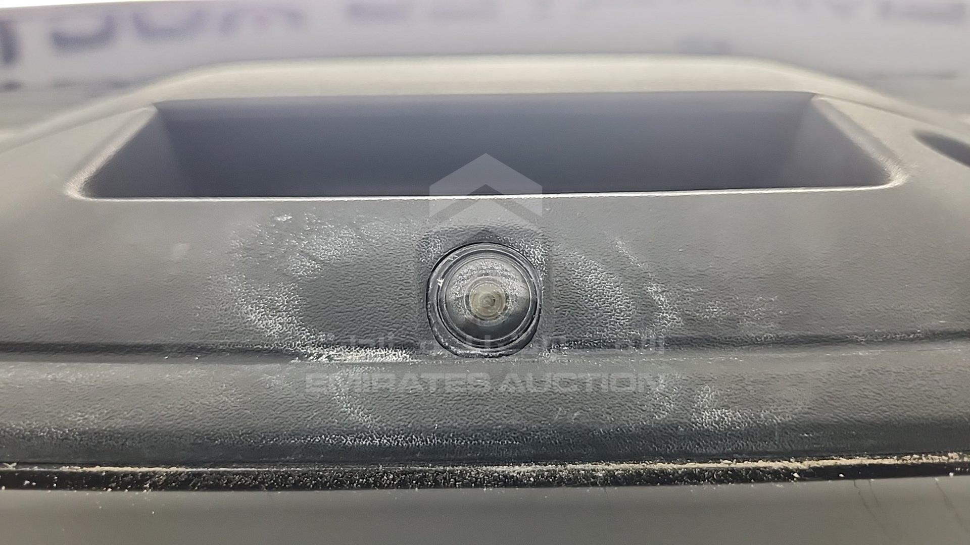 2018 CHEVROLET SILVERADO VIN: 3GCUKSEJ1JG368211