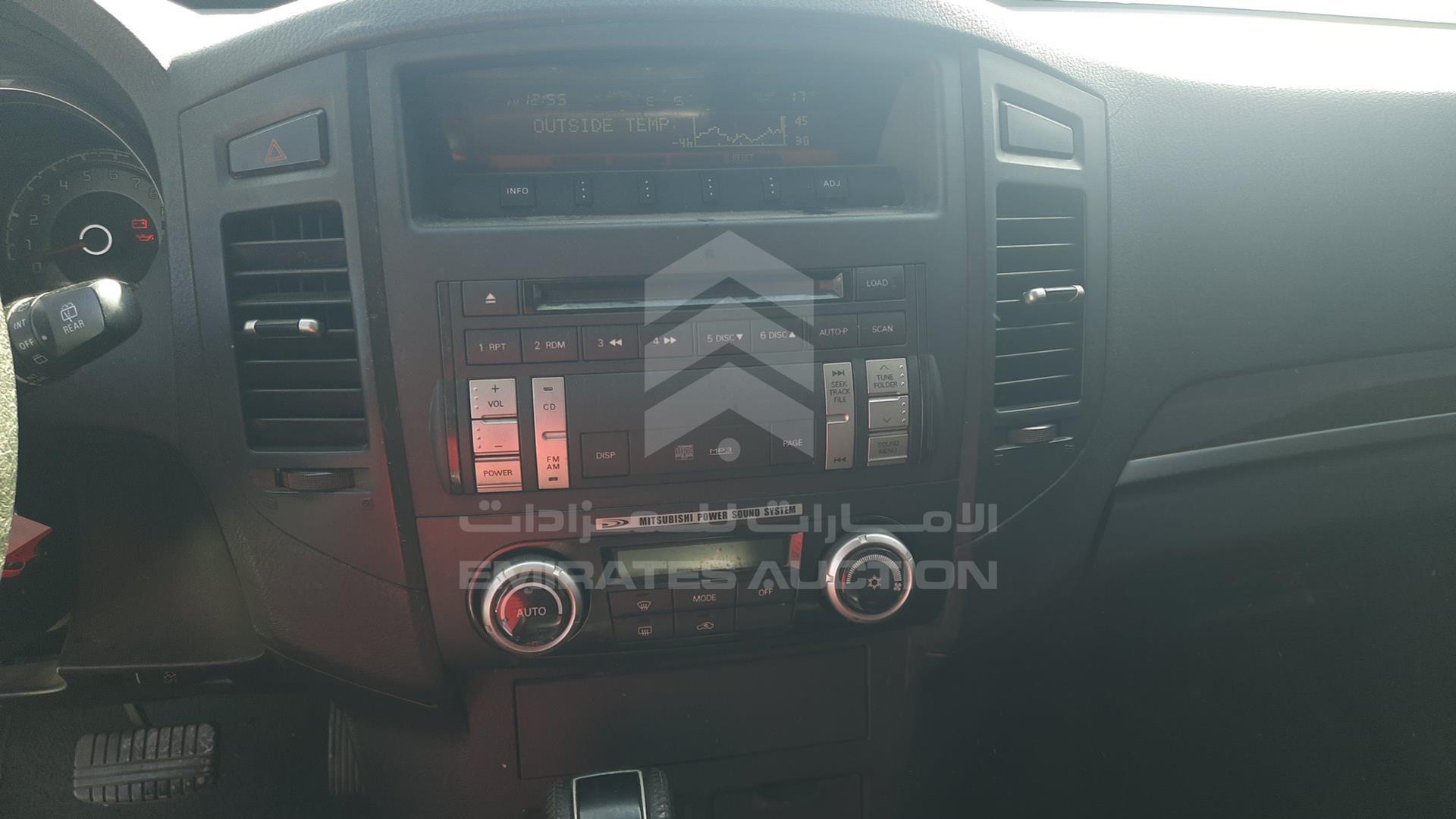 2012 MITSUBISHI PAJERO VIN: JMYMYV87WCJ702449