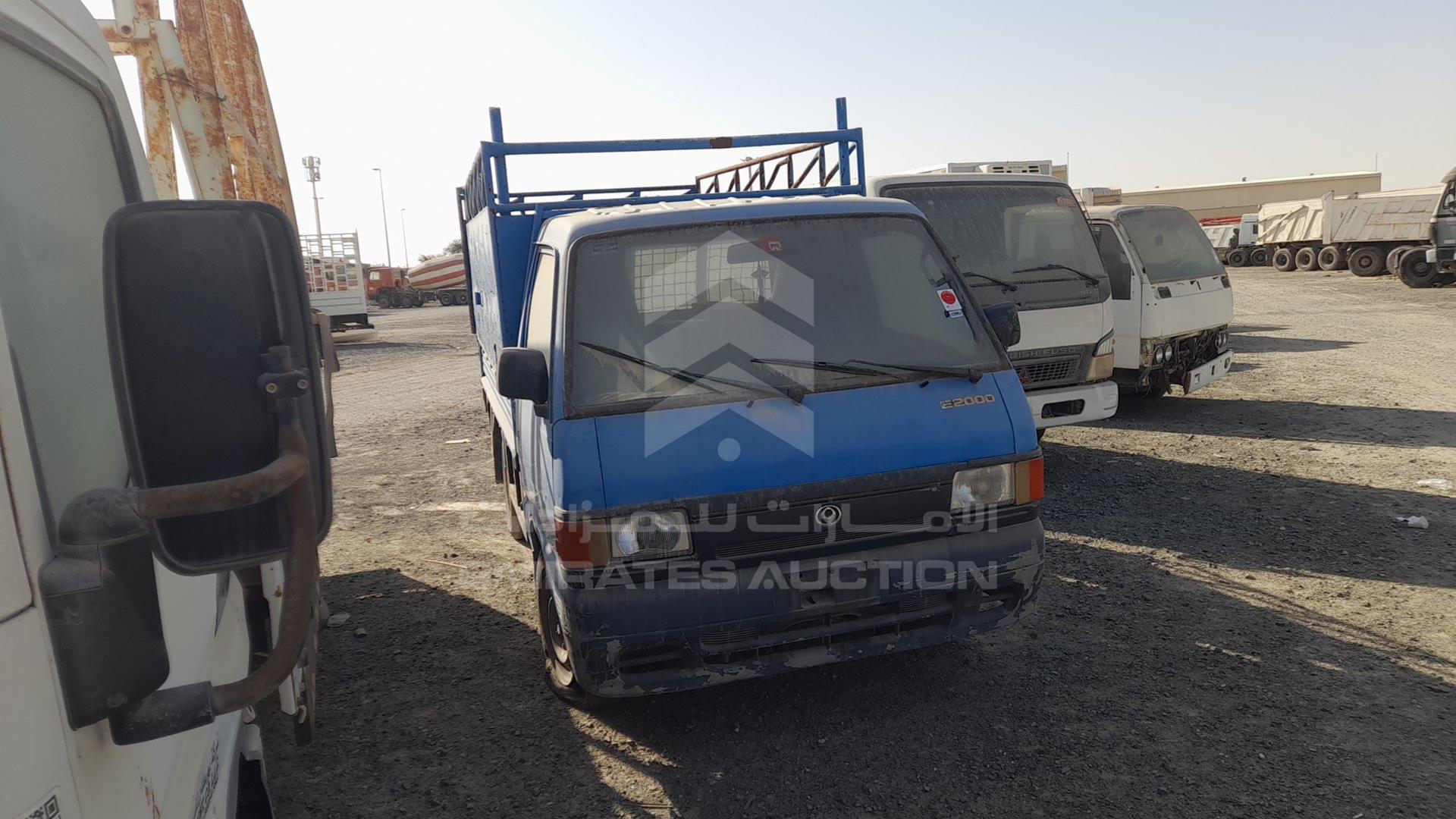 1998 MAZDA E2000 VIN: JM3SD35E2W0102824