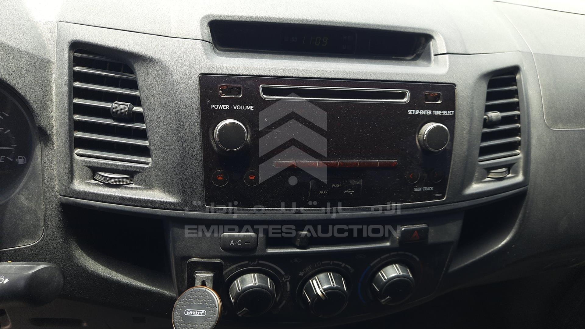 2014 TOYOTA HILUX VIN: MR0EX12G2E2346808