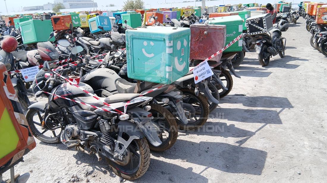 5 Motorbikes — Rear Left Angle — Photo 8