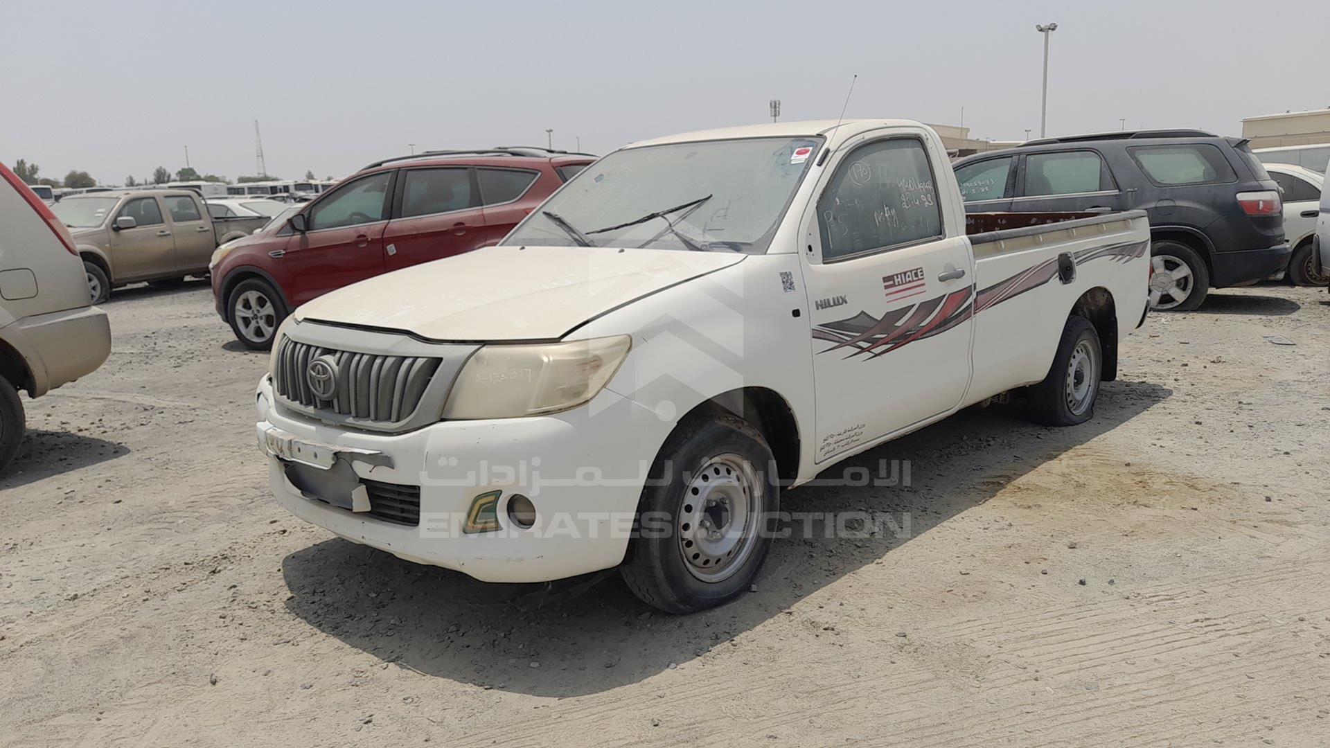 2014 TOYOTA HILUX VIN: MR0CW12G4E0033457