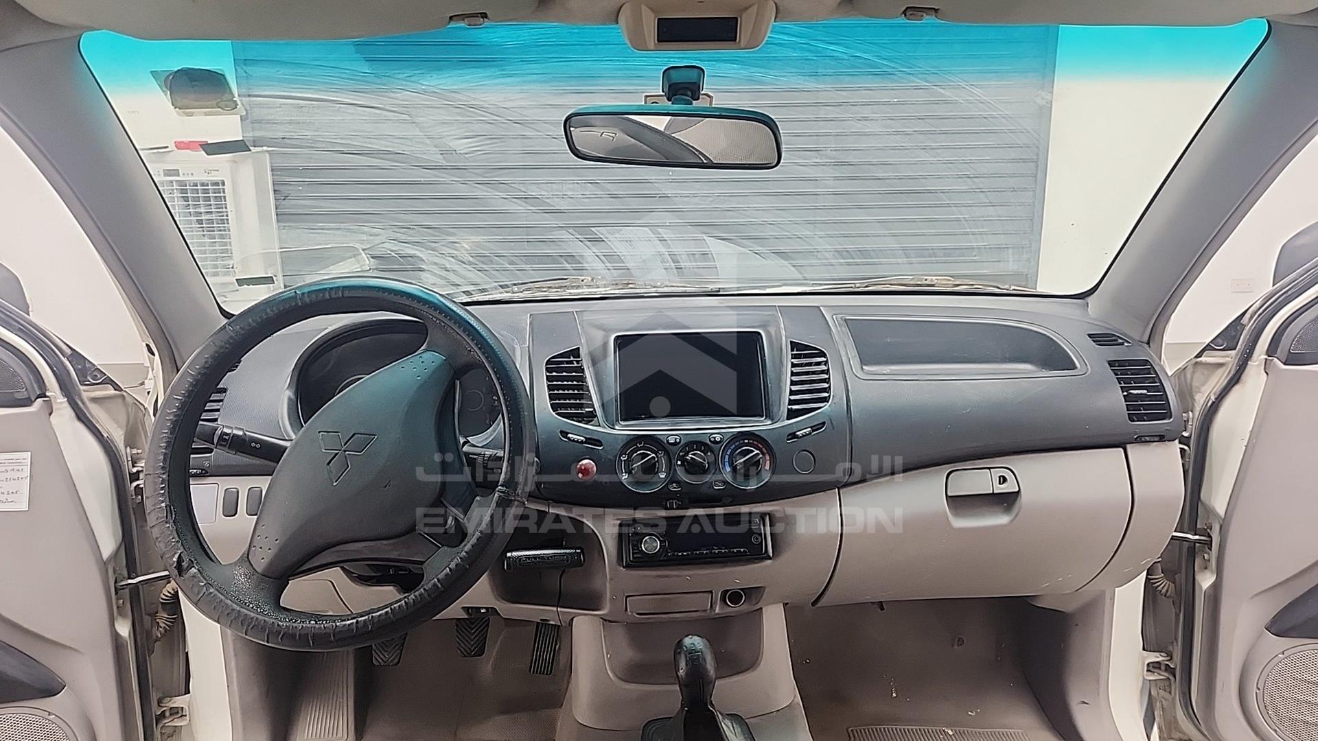 2013 MITSUBISHI L 200 VIN: MMBJNKA50DD029933
