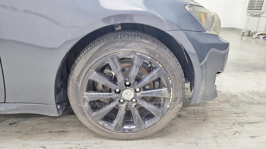 2007 Lexus IS 250 — Front Right Tyre — Photo 38