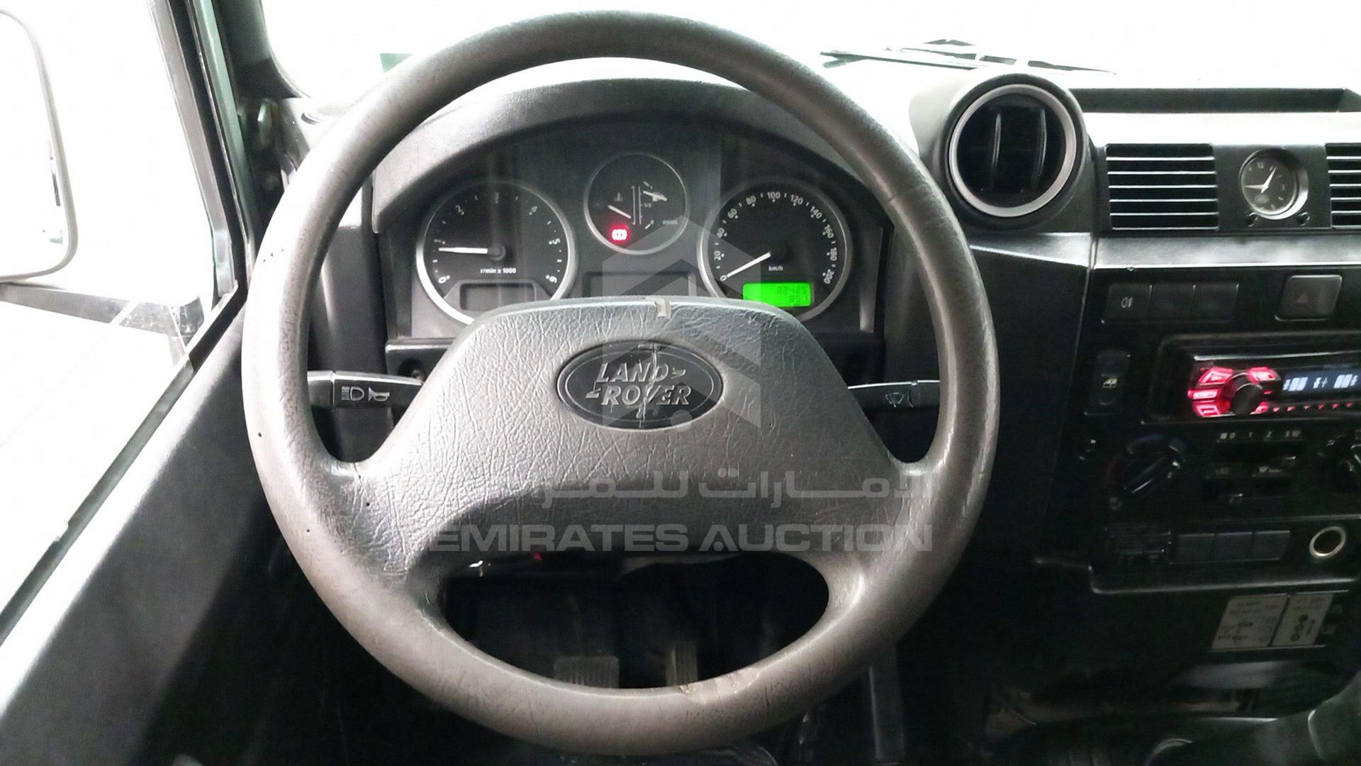 2009 LAND ROVER DEFENDER VIN: SALLDKHT89A778093