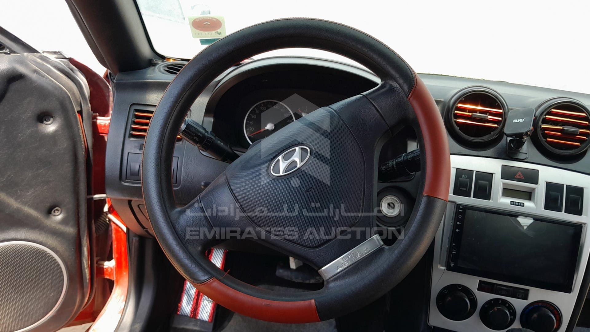 2004 HYUNDAI COUPE VIN: KMHHM61D84U113281