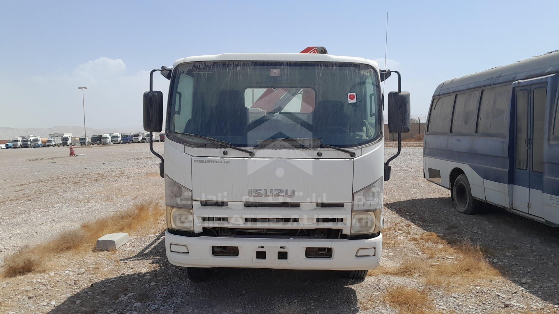 2014 ISUZU REWARD NP VIN: JAMKP34H3E7P03591