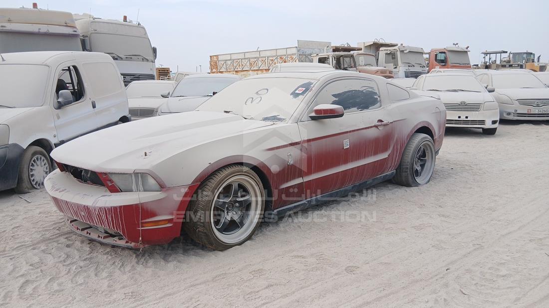 فورد موستانج 2012 — الزاوية الأمامية اليسرى — صورة 5
