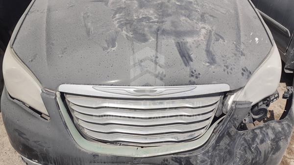 Chrysler 200 2014 1C3CCBBG8EN105801 Image 10