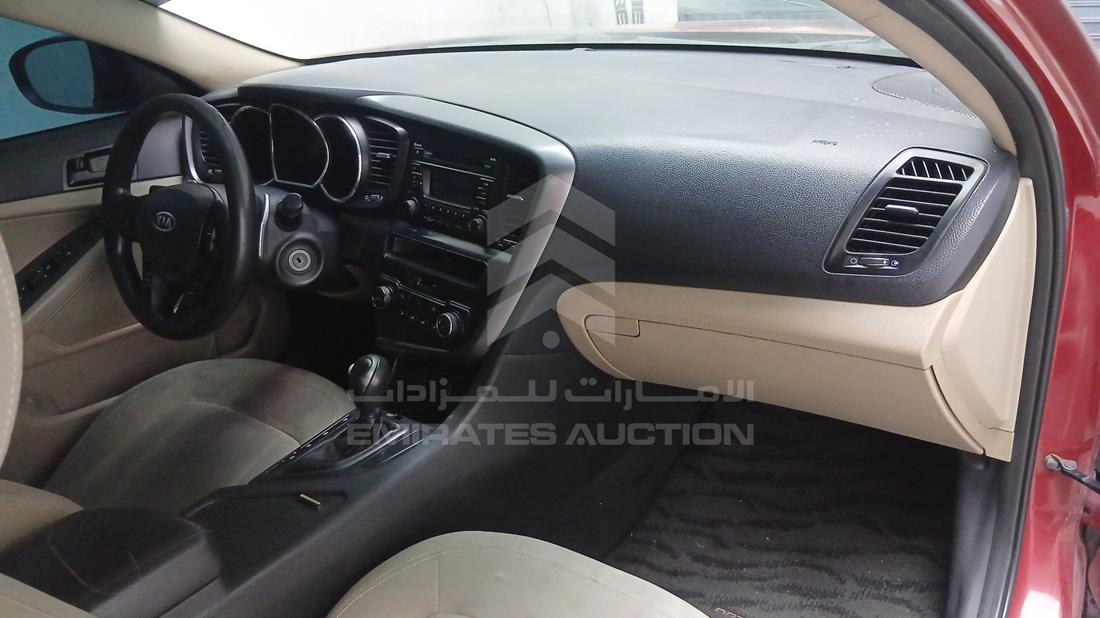 2013 Kia Optima — Front Right Passenger Dashboard View — Photo 28