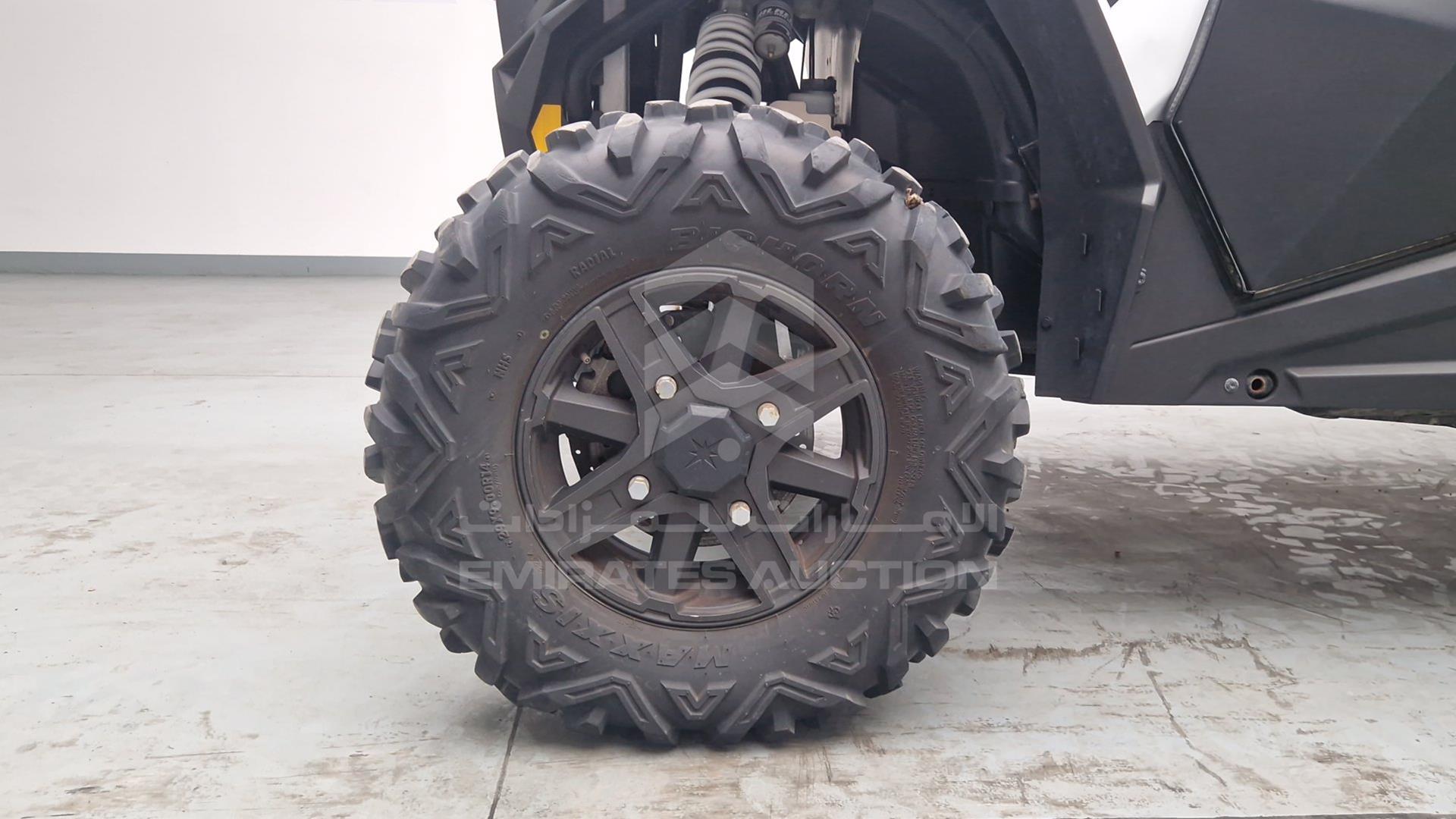 2015 POLARIS RZR XP 1000 VIN: 4XAVDE996FB944723