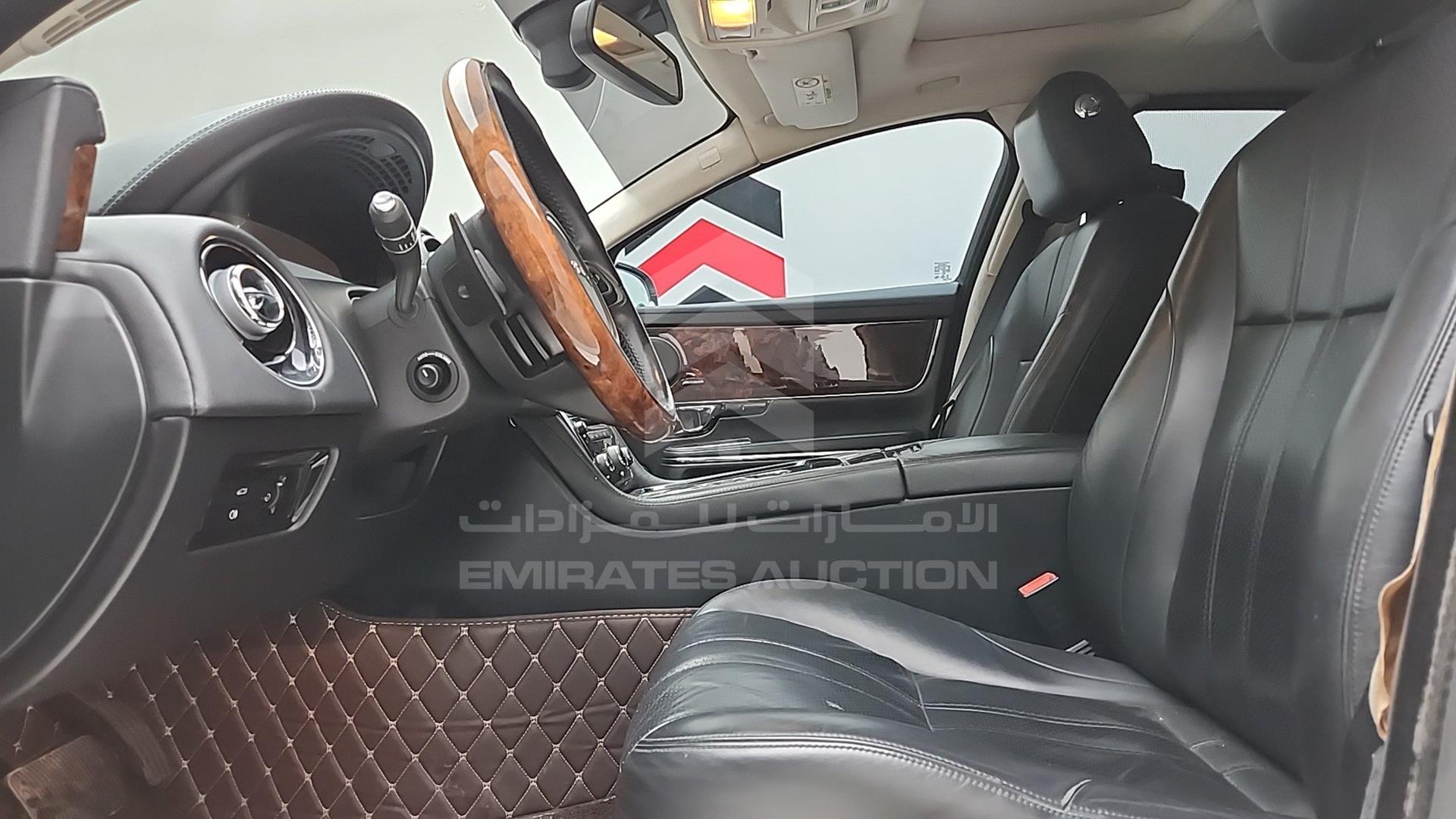 2014 JAGUAR XJL VIN: SAJAA22A5E8V64868