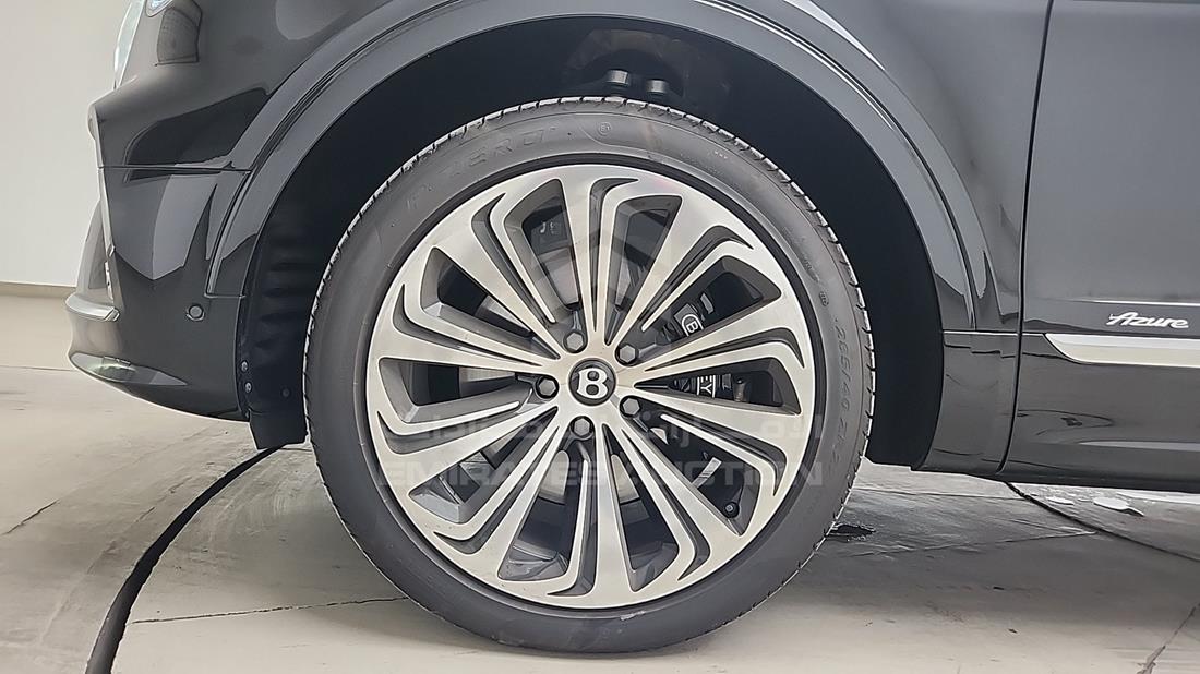 2025 Bentley Bentayga — Front Left Tyre — Photo 39