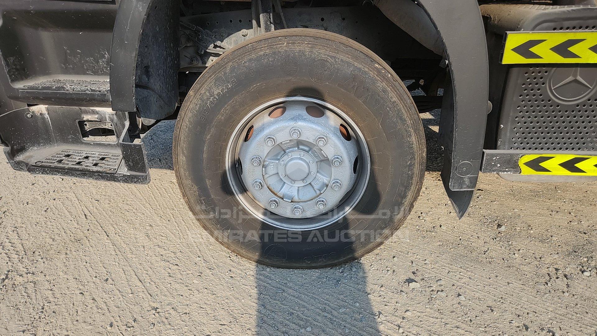 2008 MERCEDES ACTROS VIN: WDAKHCAA88L307911