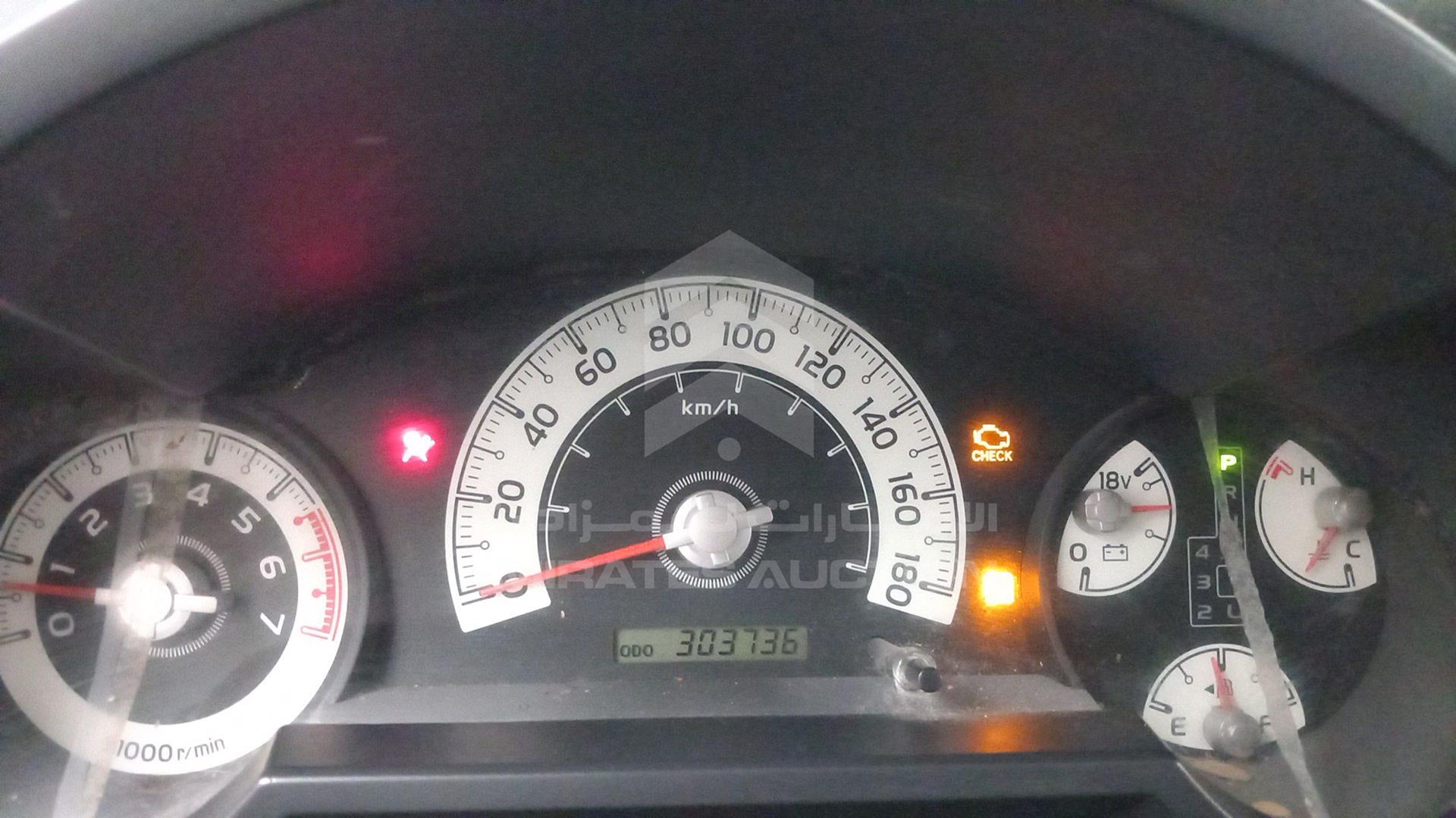 2010 TOYOTA FJ CRUISER VIN: JTEBU11F7AK087211