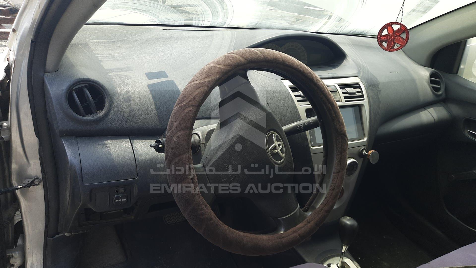 2008 TOYOTA YARIS VIN: JTDBW923984020156
