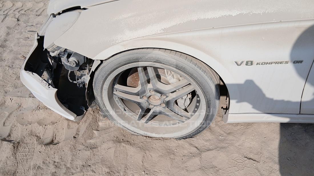 مرسيدس CL 550 2005 — الإطار الأمامي الأيسر — صورة 32