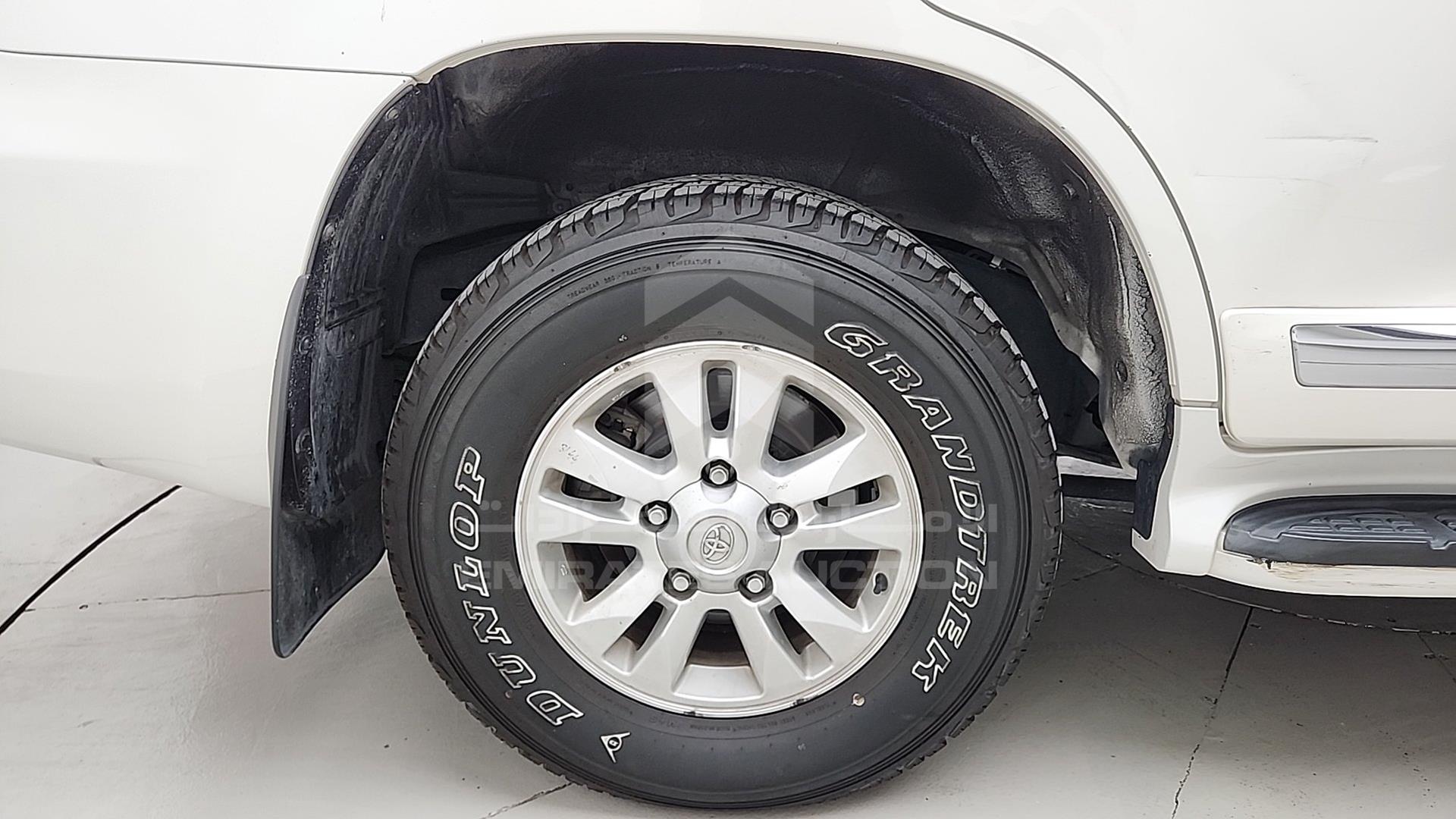 2014 TOYOTA LAND CRUISER VIN: JTMHX09J8E5047409