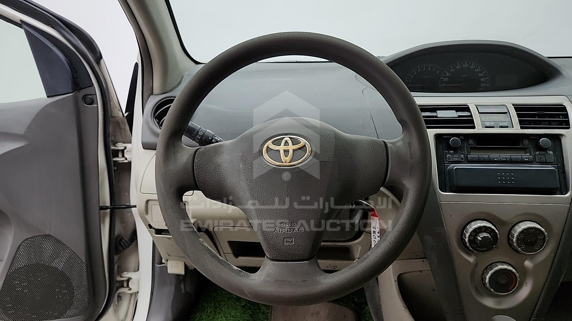 2010 TOYOTA YARIS VIN: JTDBW9237A1193939