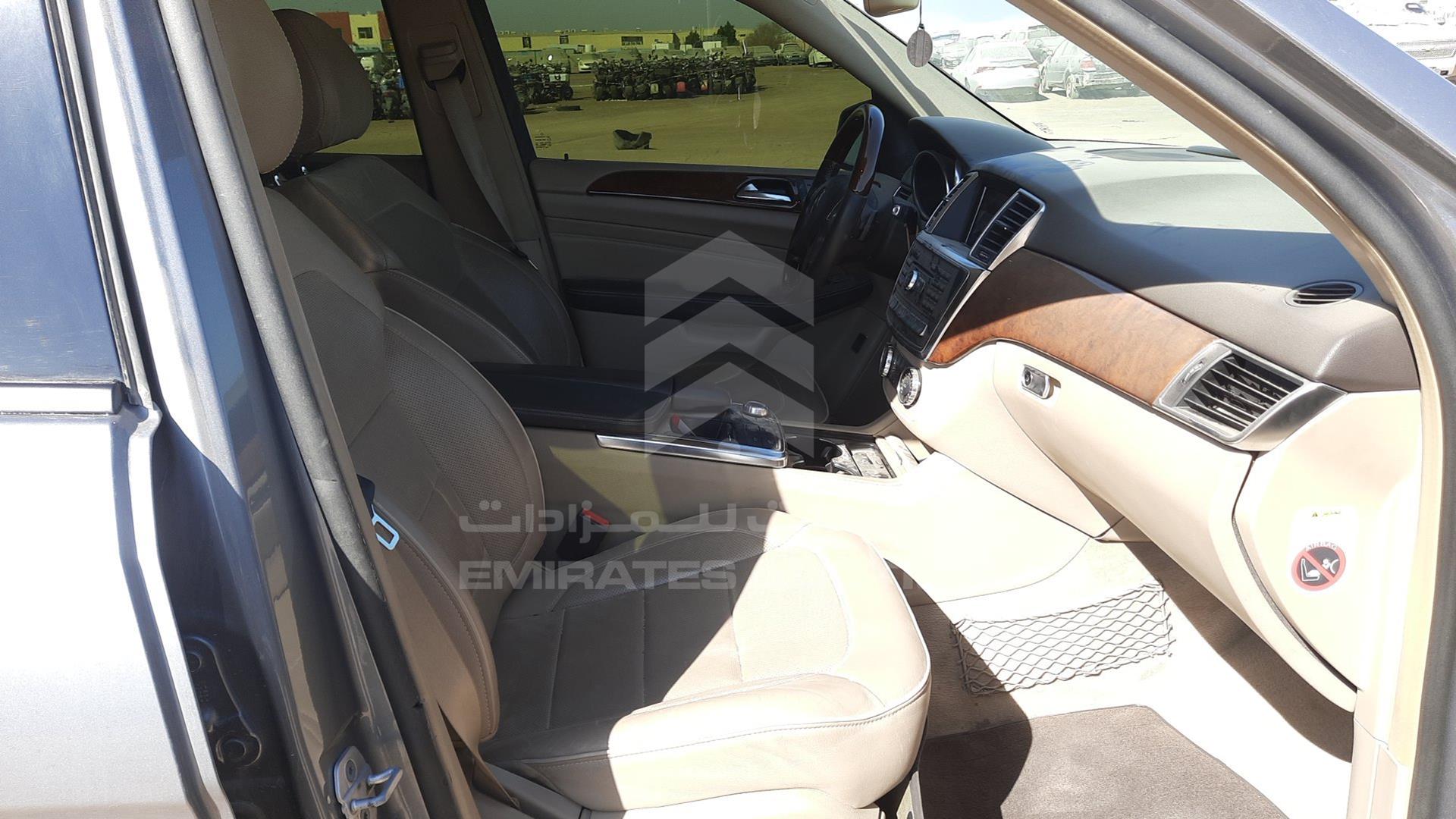0 MERCEDES ML 500 VIN: WDCDA7DB7DA123811