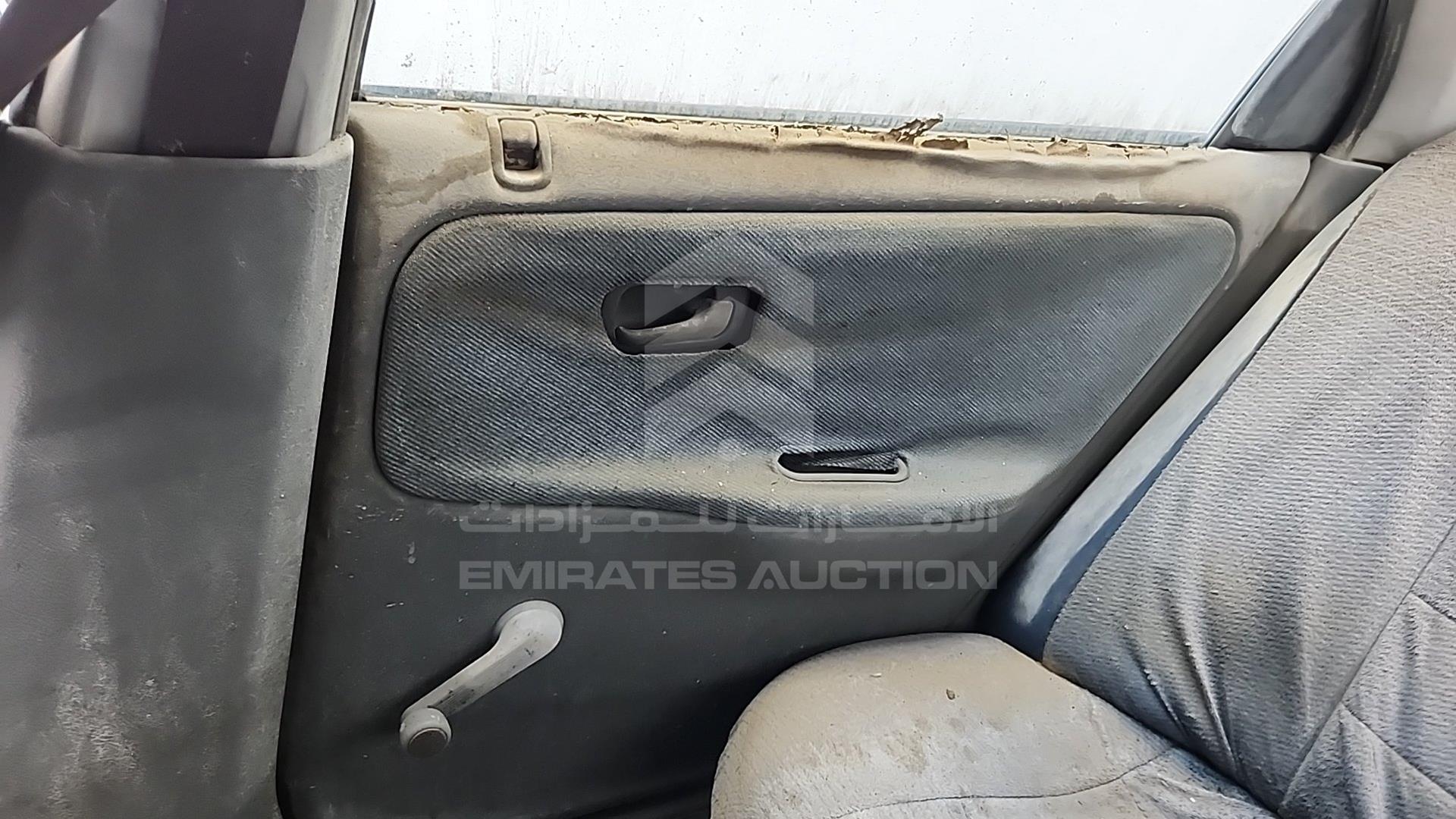 1994 HONDA CIVIC VIN: JHMEG85100S200877