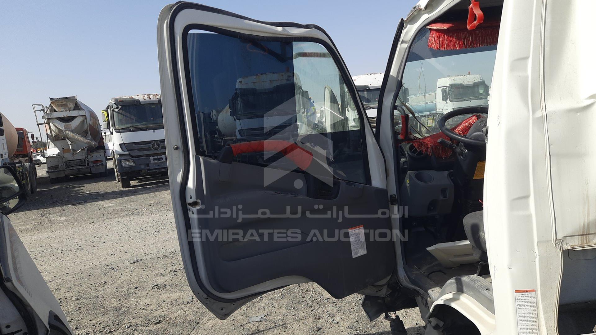 2023 HINO 300 VIN: JHHUCN1F5PK053913
