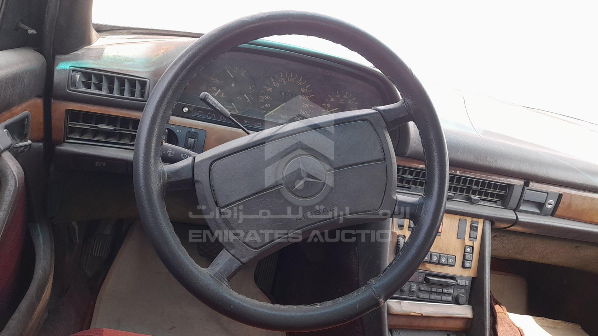 1987 MERCEDES SEL 560 VIN: WDB1260391A372756