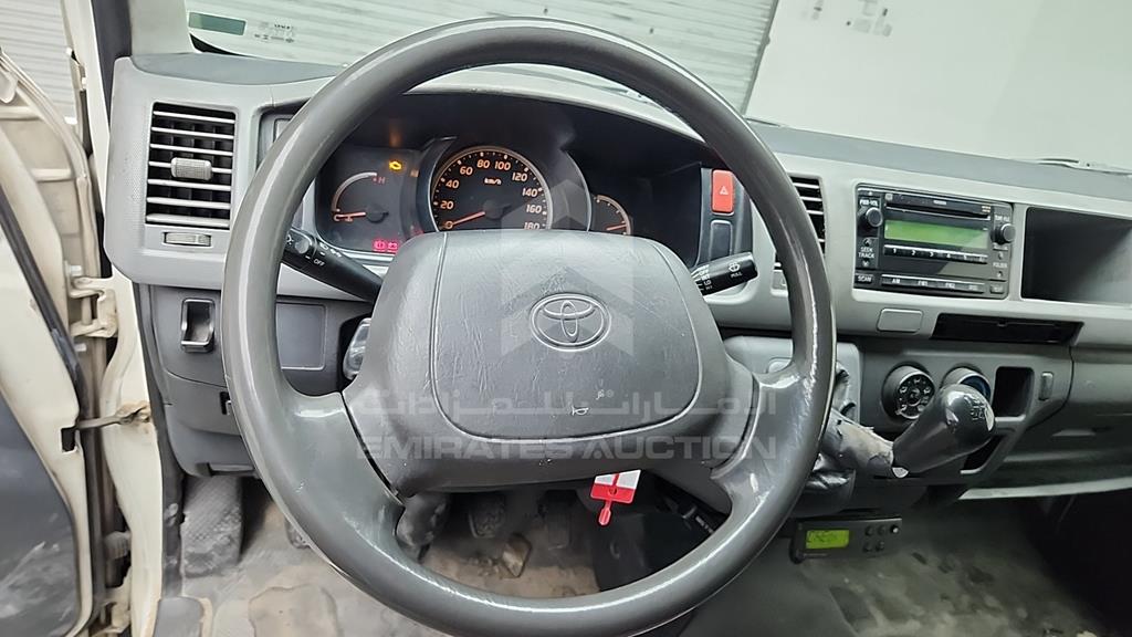 JTFPX22PXD0042074 - 2013 TOYOTA HIACE - #527690