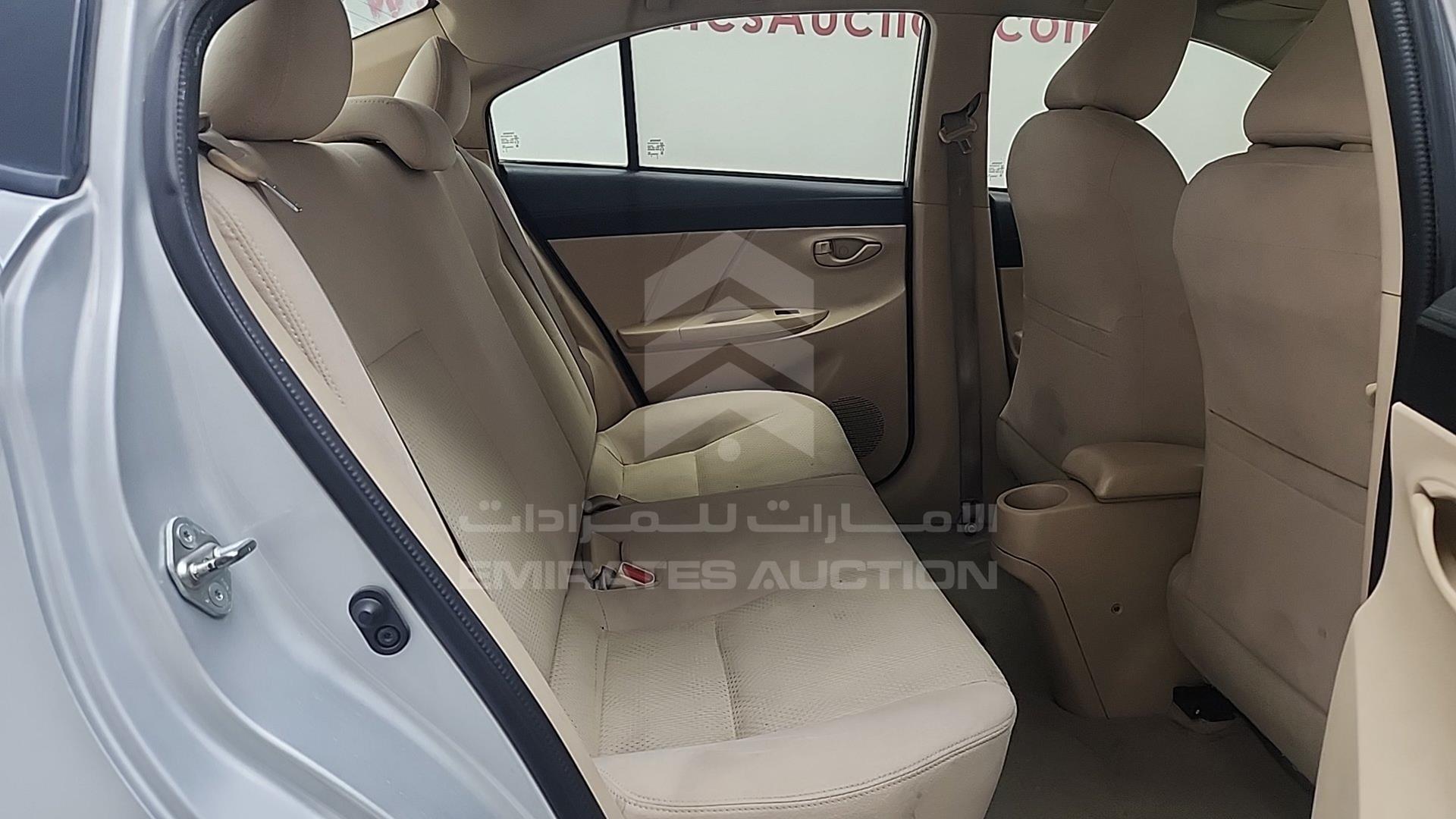 2015 TOYOTA YARIS VIN: MHFBT9F30F6035606