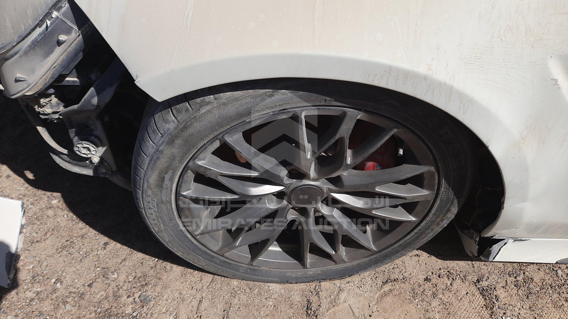 2010 MERCEDES E 550 VIN: WDDHF7CBXAA029143