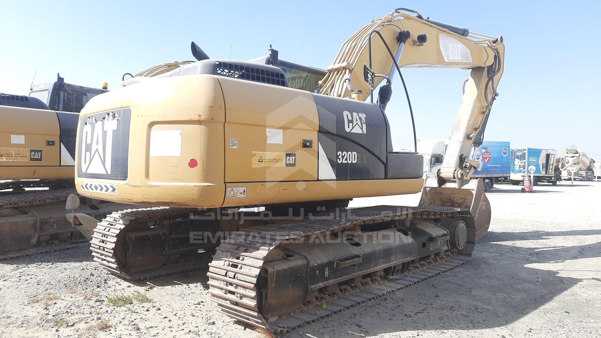 2013 CATERPILLAR 320D2L VIN: CAT0320DVDNS00296