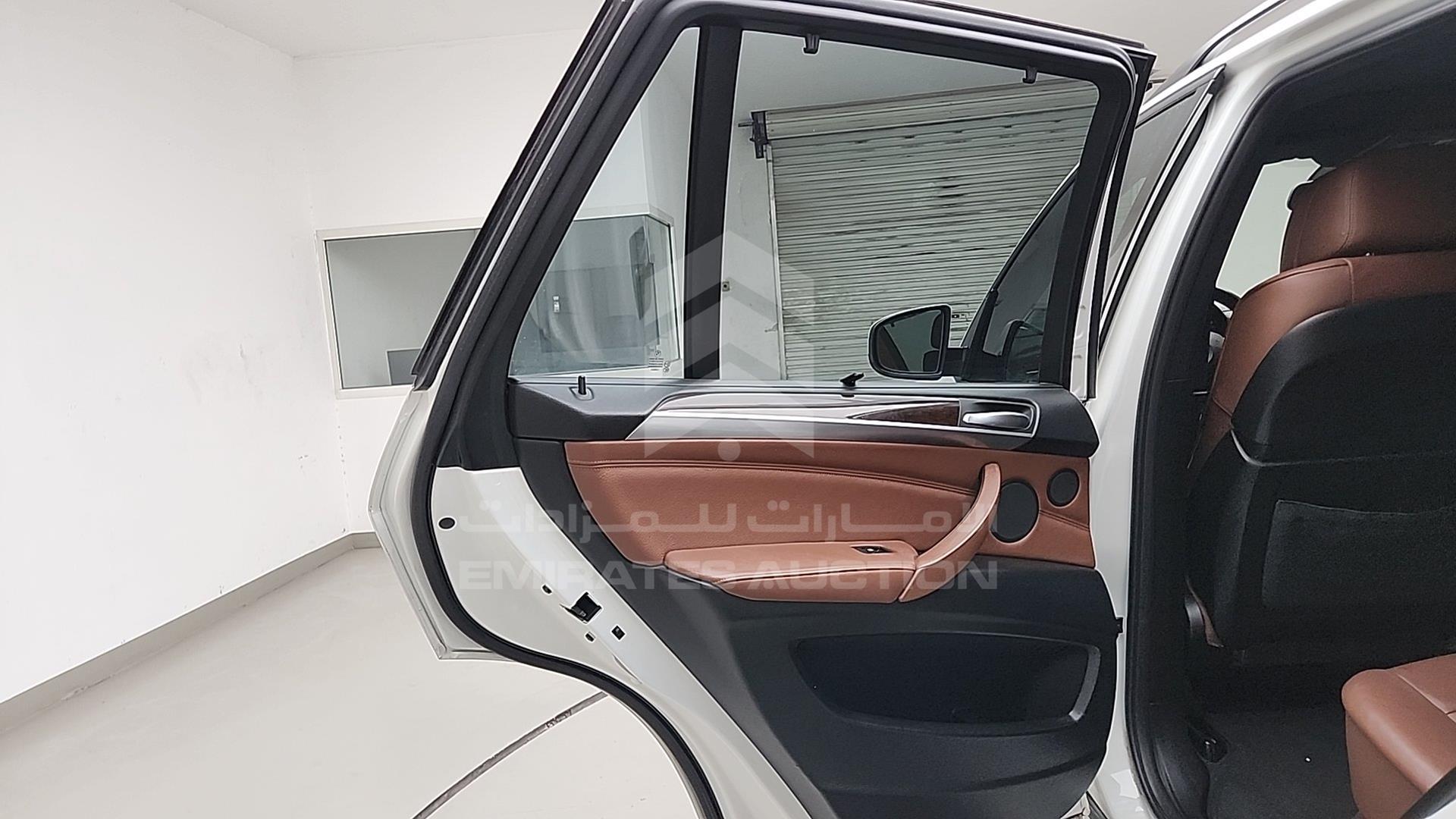 2011 BMW X5 VIN: WBAZV8103BL392685