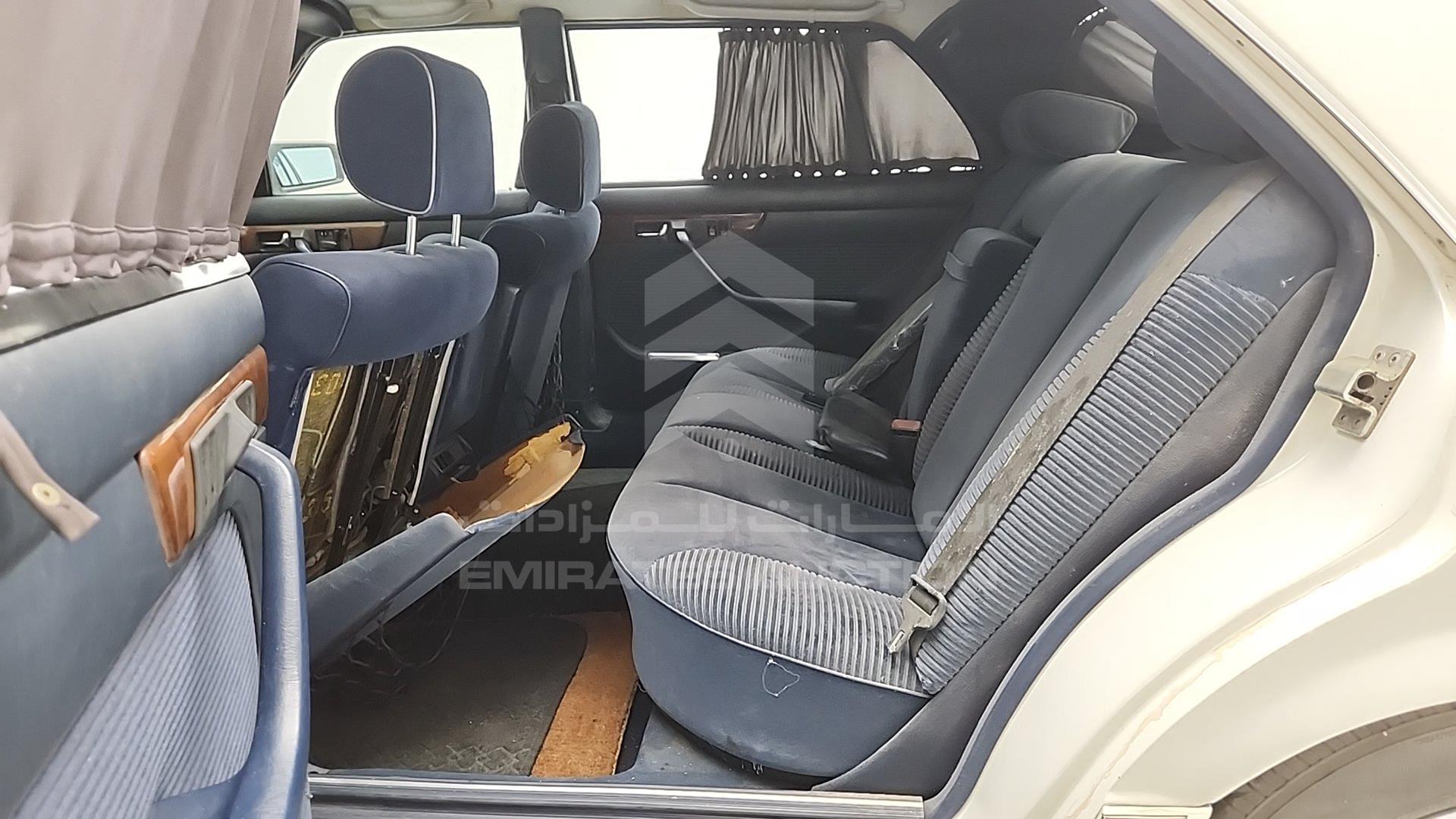1988 MERCEDES SEL 560 VIN: WDB1260371A413501