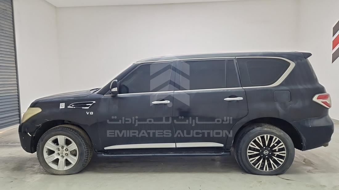 2014 Nissan Patrol — Front Left Angle — Photo 8