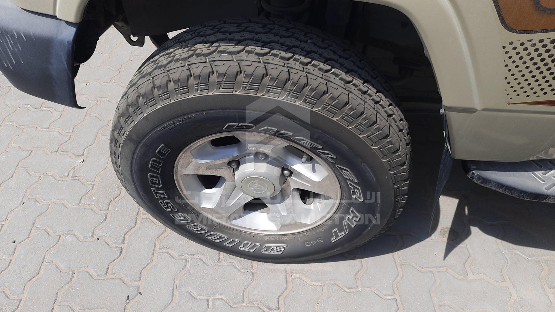 2014 TOYOTA LAND CRUISER PICKUP VIN: JTFLU71J7E4319582