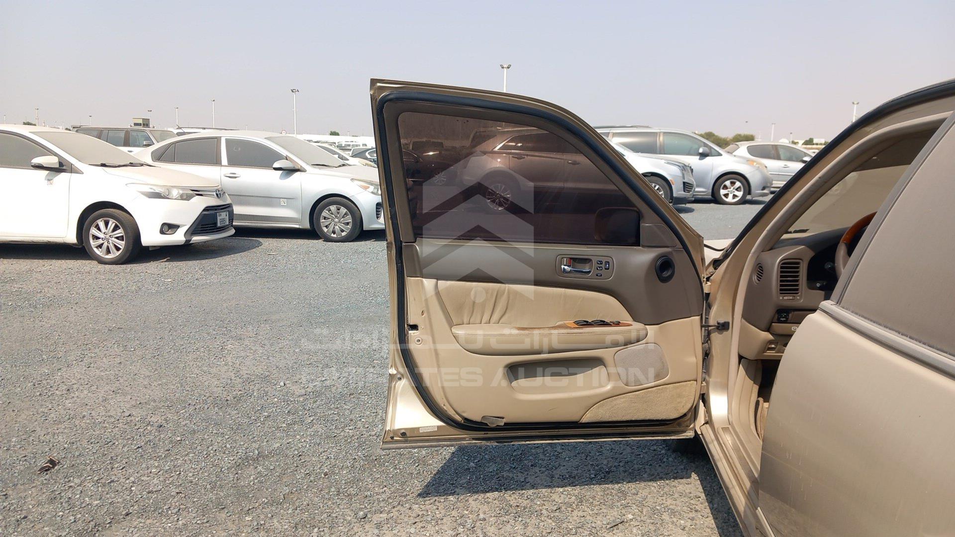 2000 LEXUS LS400 VIN: JT8BH28F5Y0169821