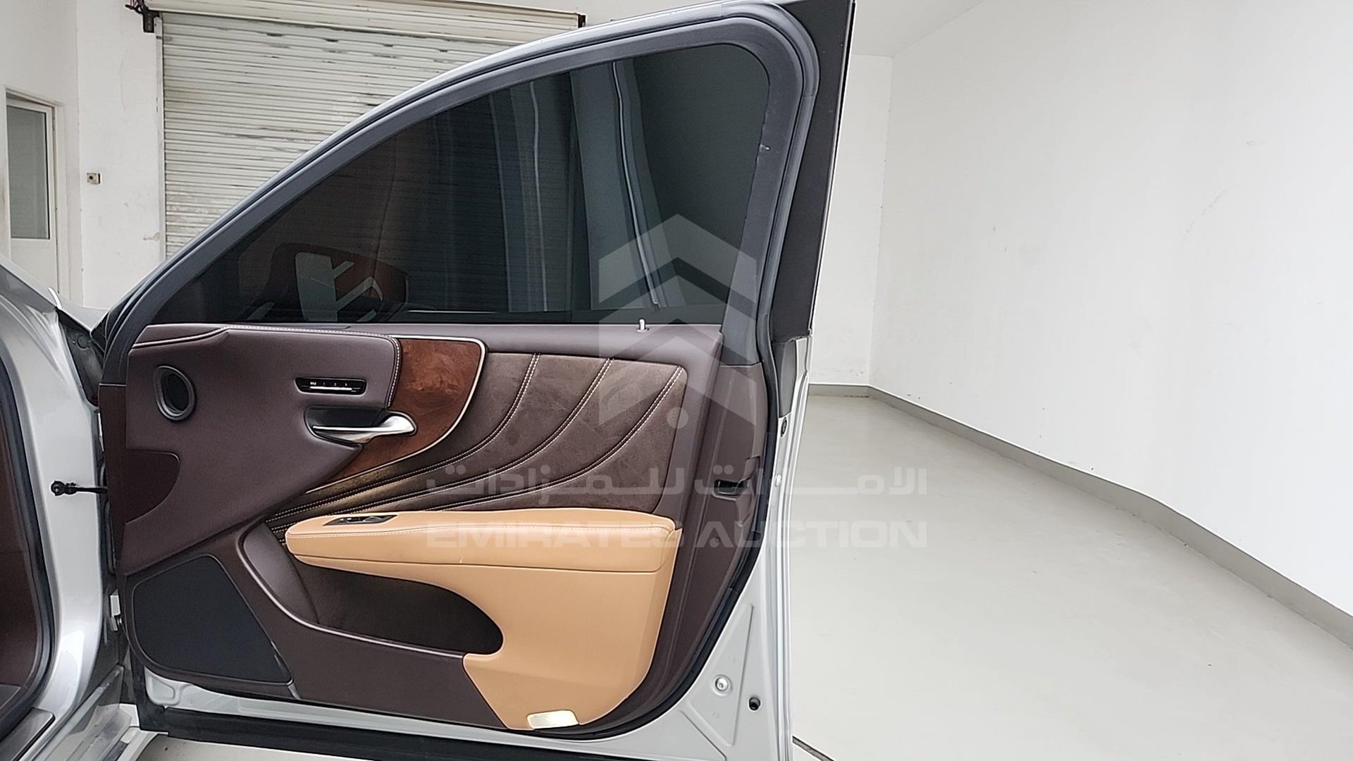 2019 LEXUS LS 500 VIN: JTHB5LFF1K5009818